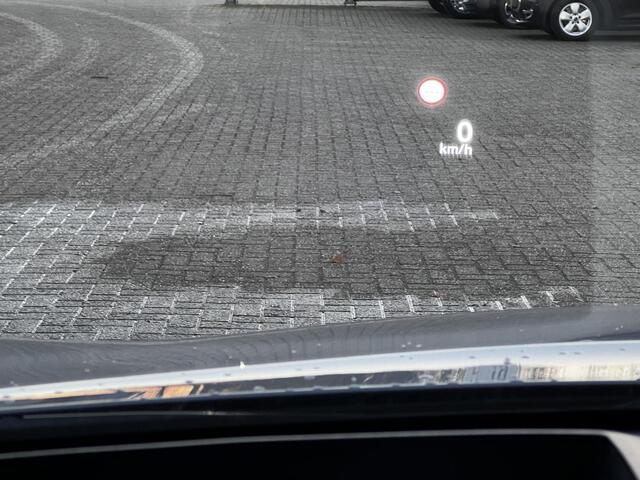 Nissan QASHQAI 1.3 MHEV Xtronic N-Connecta / Fabrieksgarantie tot 03-2028 / Facelift Nieuw Model / Panorama dak / Cold Pack / HUD / Trekgewicht 1800 kg / Stuur-, Stoel en Voorruit verwarming / Elektrische achterklep / Camera 360° / Adaptief CC / Apple Carplay Android A