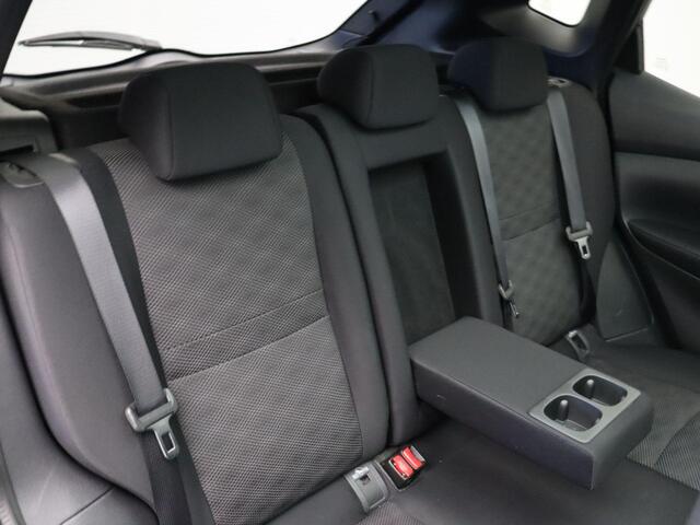 Nissan QASHQAI 1.6 Connect Edition | Trekhaak | Panoramadak | 360 Graden Camera | Navigatie |Stoelverwaming |