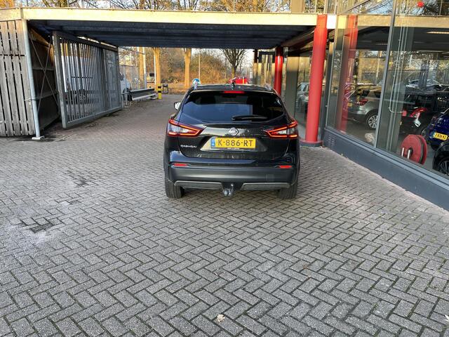 Nissan QASHQAI 1.3 DIG-T Premium Edition | Trekhaak | Panorama-Dak | Leder |