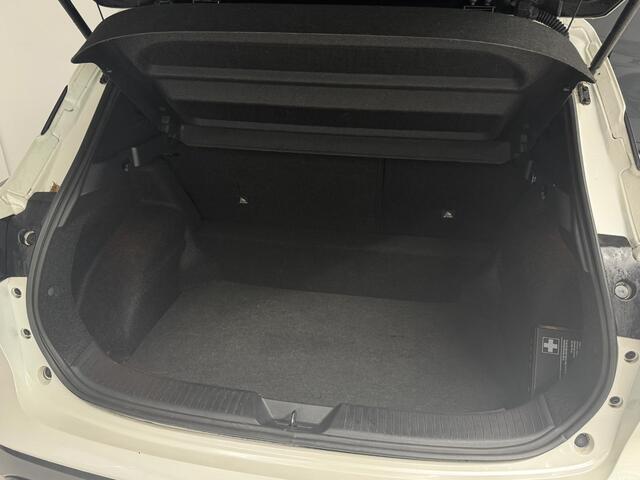 Nissan QASHQAI 1.3 MHEV Xtronic Acenta | Navigatie | 360 Camera | Cruise control adaptief | Panoramadak | Trekhaak |