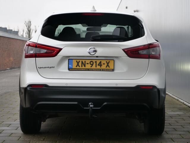 Nissan QASHQAI 1.6 Business Edition 163 Pk Navigatie / Camera / Trekhaak