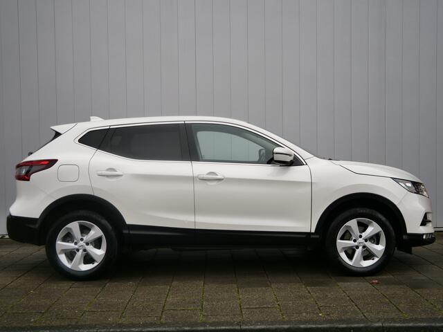 Nissan QASHQAI 1.6 Business Edition 163 Pk Navigatie / Camera / Trekhaak