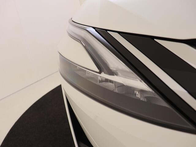 Nissan QASHQAI 1.3 MHEV Xtronic Tekna Trekhaak Cold pack zwart dak