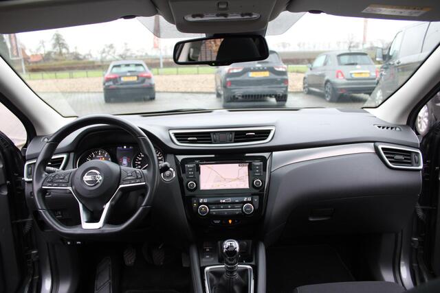Nissan QASHQAI 1.3 DIG-T N-Connecta Pano/Navi/360 camera/NL Auto!!