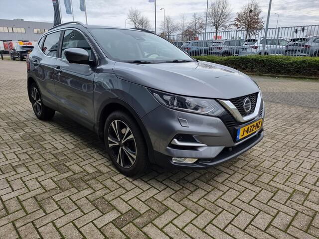 Nissan QASHQAI 1.3 DIG-T N-Connecta | Panoramadak | Trekhaak | Stoelverwarming |