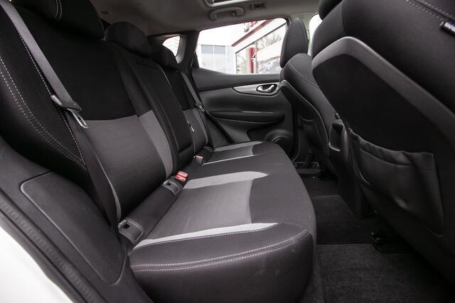 Nissan QASHQAI 1.2 N-Connecta Automaat - Trekhaak | Panodak | Navi | 360 camera