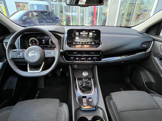 Nissan QASHQAI 1.3 MHEV Premiere Edition | Trekhaak afneembaar | 360 Camera | Panoramadak |