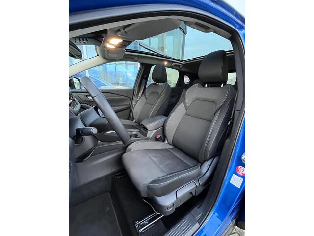 Nissan QASHQAI 1.3 MHEV Premiere Edition | Trekhaak afneembaar | 360 Camera | Panoramadak |