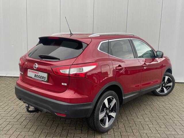 Nissan QASHQAI 1.6 DIG-T N-Connecta 163 Pk Navigatie, Panoramadak, Trekhaak, 360 Camera, Climate Control, Cruise Control, 18"Lm