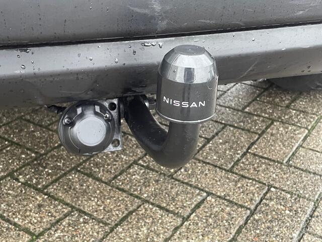 Nissan QASHQAI 1.6 DIG-T N-Connecta 163 Pk Navigatie, Panoramadak, Trekhaak, 360 Camera, Climate Control, Cruise Control, 18"Lm