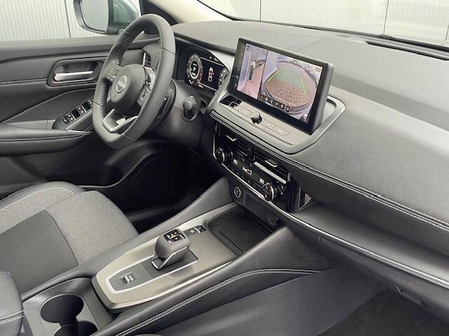 Nissan QASHQAI 1.3 MHEV N-Connecta Automaat Navigatie, Panoramadak, Head Up Display, Stoel/Stuurverwarming, El. achterklep, Climate Control, Adaptive Cruise Control
