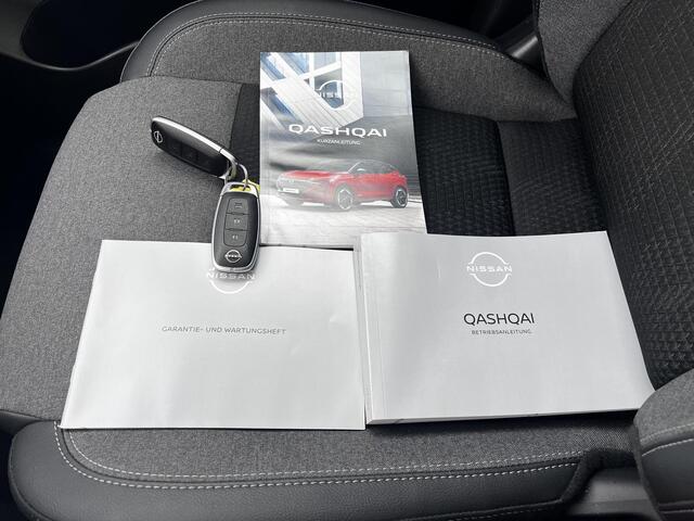 Nissan QASHQAI 1.3 MHEV Xtronic N-Connecta Automaat / Fabrieksgarantie tot 03-2028 < 100.000 km / 1.800 kg Trekgewicht / Adapt. CC / HUD / Camera 360° / Cold Pack / Stuur-, stoel- en voorruitverwarming / 18" LM + All Season banden /