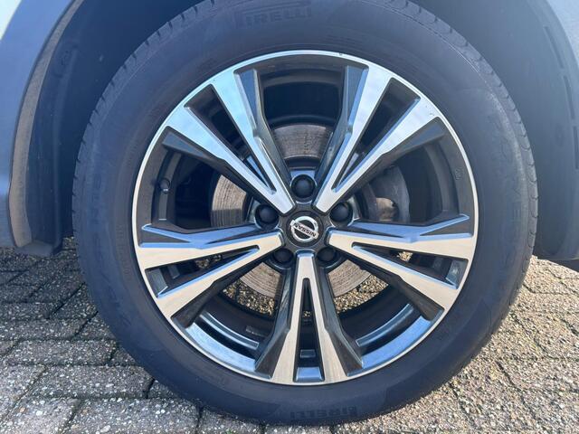 Nissan QASHQAI 1.3 DIG-T N-Connecta Design Pack