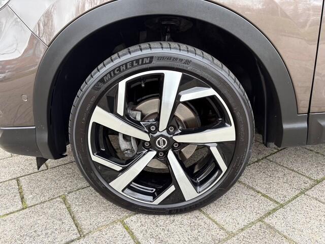 Nissan QASHQAI 1.3 DIG-T Tekna | Navi | Pano | Camera 360 | 36.119 km Dealeronderhouden