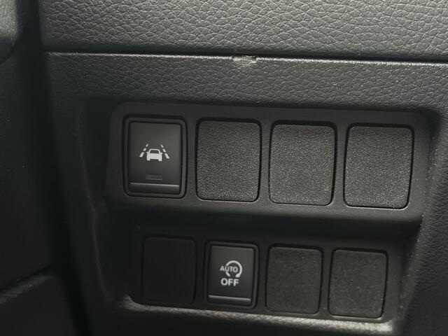 Nissan QASHQAI 1.3 DIG-T N-Motion | Panoramadak| Climate Control | Trekhaak | Navigatie |