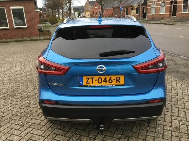 Nissan QASHQAI 1.3 DIG-T 160 DCT Tekna + Panodak