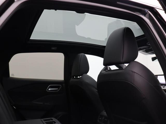 Nissan QASHQAI 158pk MHEV Xtronic Tekna Plus | Lederen bekleding | Elektrisch verstelbare voorstoelen | Stoel, stuur en voorrruit verwarming | Panoramadak | BOSE Audio |