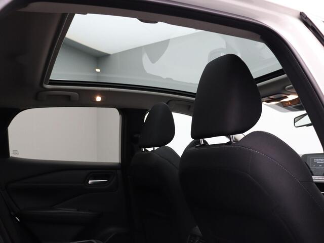 Nissan QASHQAI 158pk MHEV Xtronic Business Executive | Panoramadak | Matrix Led Verlichting | Trekhaak | 1800kg Trekgewicht |