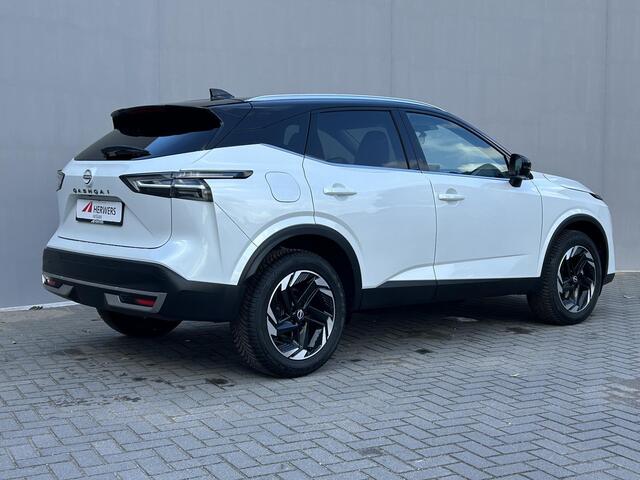 Nissan QASHQAI 1.3 MHEV Xtronic N-Connecta Automaat / Fabrieksgarantie tot 03-2028 / Facelift / Cold Pack / HUD / Trekgewicht 1800 kg / Stuur-, Stoel en Voorruit verwarming / Elektrische achterklep / Camera 360° / Adaptief CC / Apple Carplay Android Auto /18" LM wielen