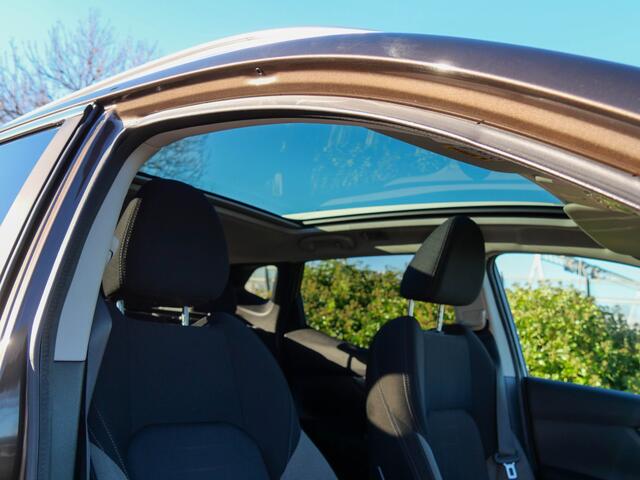 Nissan QASHQAI 1.2 116PK Automaat N-Connecta | PANODAK | TREKHAAK | CAMERA |