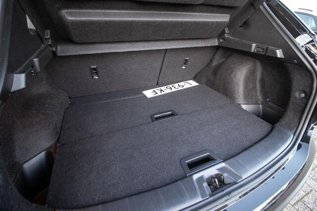 Nissan QASHQAI 1.3 DIG-T Business Edition - Trekhaak | 360 Cam. | Adapt. Cruise | Stoelverw. | All-seasons