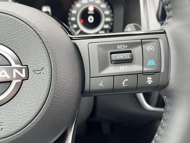 Nissan QASHQAI 1.3 MHEV Xtronic Business Premium / Bose / Cold Pack / Panoramadak / Voorraad