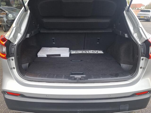 Nissan QASHQAI 1.3 DIG-T Tekna | Leder | Trekhaak 1500kg | Pano | Bose Audio | Adaptive CC |