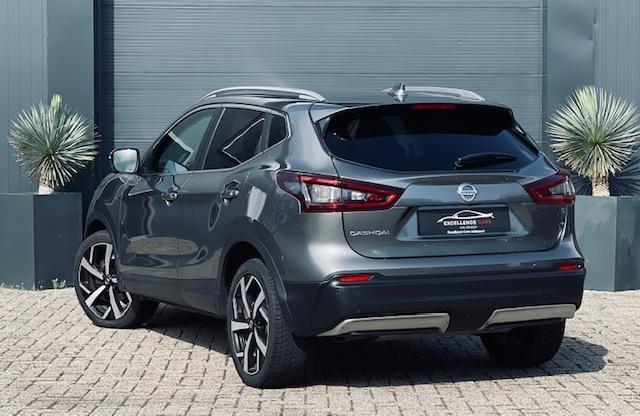 Nissan QASHQAI 1.3 DIG-T Tekna + Pano/Navi/Camera