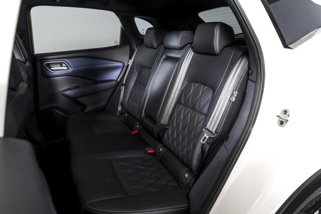 Nissan QASHQAI 1.3 MHEV Xtronic Tekna Plus - Automaat | Pano | Bose | Trekhaak | Dig. Cockpit | Adapt. Cruise | Winterpakket | Memory | 360 Camera | NAV + App. Connect | ECC | LM 20" |