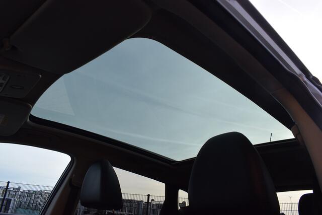 Nissan QASHQAI 1.2 Tekna | Panoramadak | Leer | Trekhaak