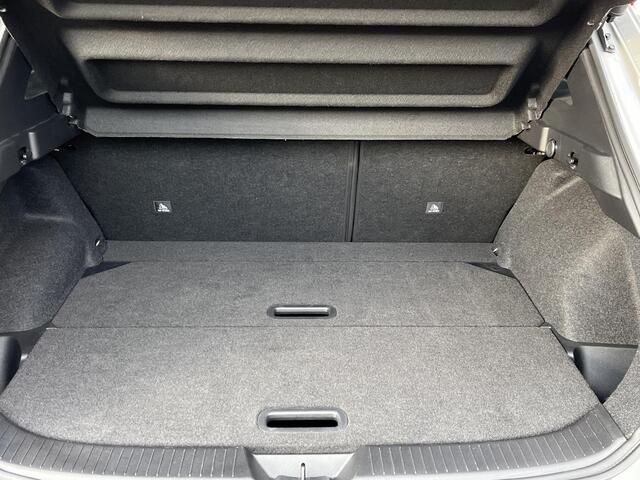 Nissan QASHQAI 1.3 MHEV Xtronic N-Connecta | FABRIEKSGARANTIE| PANO| VOORRUITVERWARMING| STOEL + STUUR VERWARMING| 360 CAMERA| DODE HOEK| HEAD-UP| ELEK. ACHTERKLEP| FABRIEKSGARANTIE| PANO| VOORRUITVERWARMING| STOEL + STUUR VERWARMING| 360 CAMERA| DODE HOEK| HEAD-UP| ELE