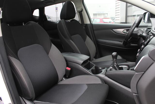 Nissan QASHQAI 1.3 DIG-T N-Connecta / Carplay / 360 Camera / Panoramadak