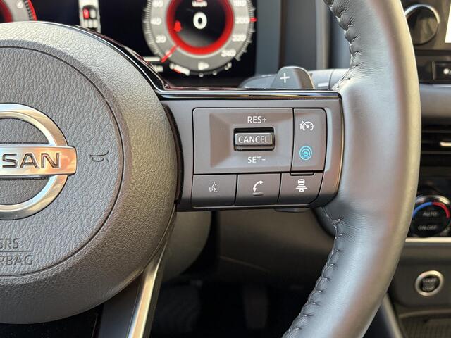 Nissan QASHQAI 1.3 MHEV Xtronic Premiere Edition / Trekhaak (1800 KG) / 360 Graden camera / Head-up Display / Adaptieve cruise control / Apple Carplay - Android Auto