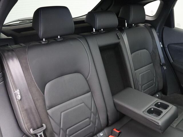 Nissan QASHQAI 158pk MHEV Xtronic N-Design | Lederen bekleding | Climate control | Rondomzicht camera | Google intergratie | Pilot assist | Stoelverwarming |