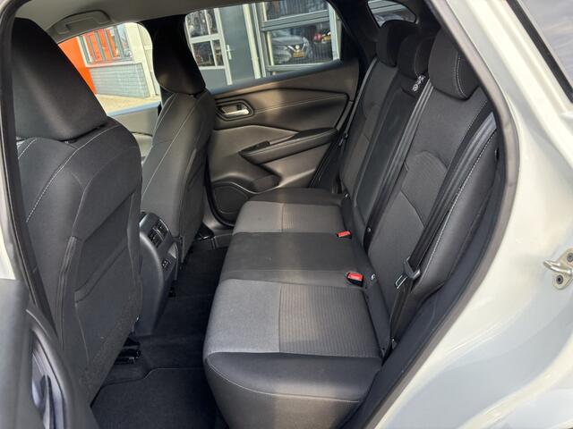 Nissan QASHQAI 1.3 MHEV Xtronic N-Connecta / Allseason Banden / Trekhaak / Head-Up Display / AndroidAuto / Applecarplay / Stoever, Stuur & Voorruitverwarming /