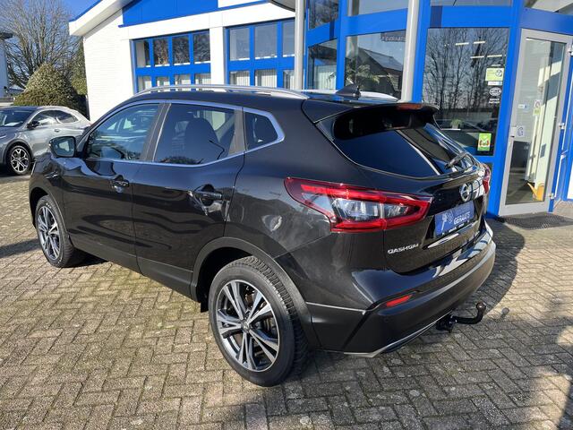 Nissan QASHQAI 1.2 N-Connecta | Panoramadak, Naviagatie, Camera, Trekhaak, Cruise controle, 18" L-M-velgen