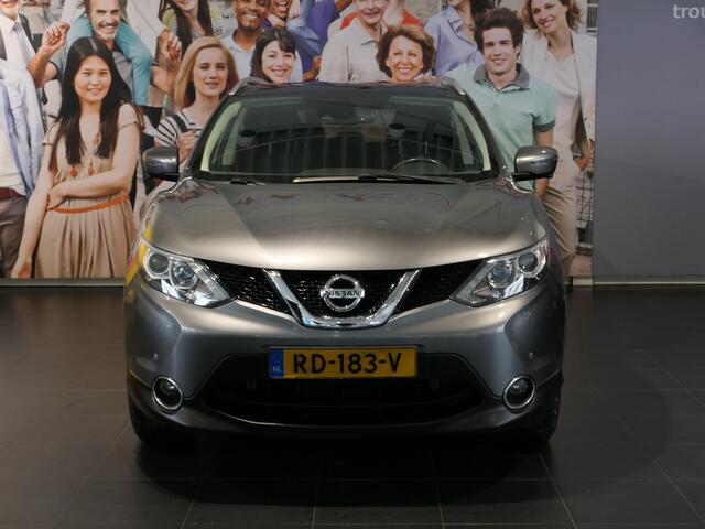 Nissan QASHQAI 1.2 N-Connecta - PANORAMADAK! - Trekhaak - Rondom camera - Navi
