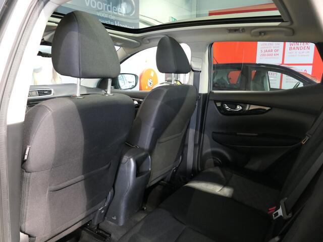 Nissan QASHQAI 1.2 N-Connecta - PANORAMADAK! - Trekhaak - Rondom camera - Navi