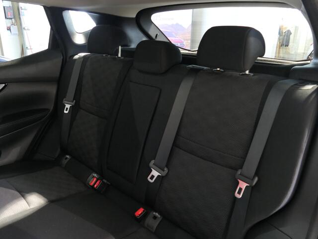 Nissan QASHQAI 1.2 N-Connecta - PANORAMADAK! - Trekhaak - Rondom camera - Navi