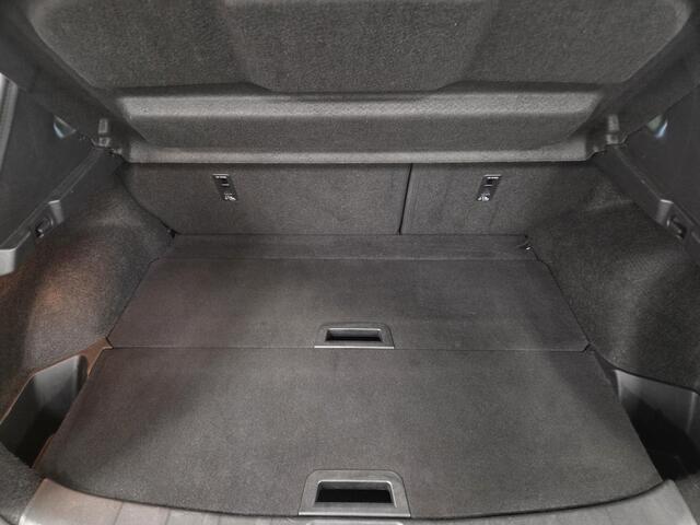 Nissan QASHQAI 1.3 DIG-T Tekna | Automaat | Trekhaak | Panoramadak |