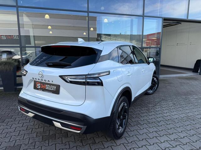 Nissan QASHQAI 1.3 MHEV Xtronic N-Connecta *Design & Easy Pack*
