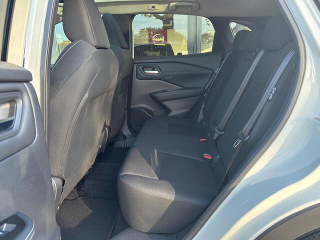 Nissan QASHQAI MHEV 140 Acenta | PANORAMADAK | APPLE CARPLAY/ANDROID AUTO | CAMERA | 17 INCH |