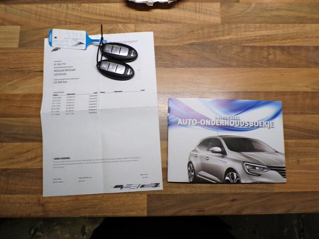 Nissan QASHQAI 1.2 Business Edition PANORAMADAK CAMERA CRUISECONT TEL NAVI....