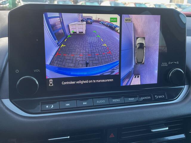 Nissan QASHQAI 1.3 MHEV Premiere Edition Automaat Navigatie, Panoramadak, Trekhaak, Pro-Pilot, LED, Head Up Display, Dodehoek Detectie, 360 Camera,