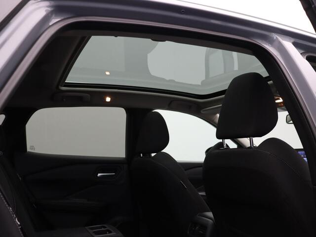 Nissan QASHQAI 1.3 MHEV N-Connecta | Panoramadak | Rondomzicht camera | Trekhaak | Apple Carplay & Android Auto |