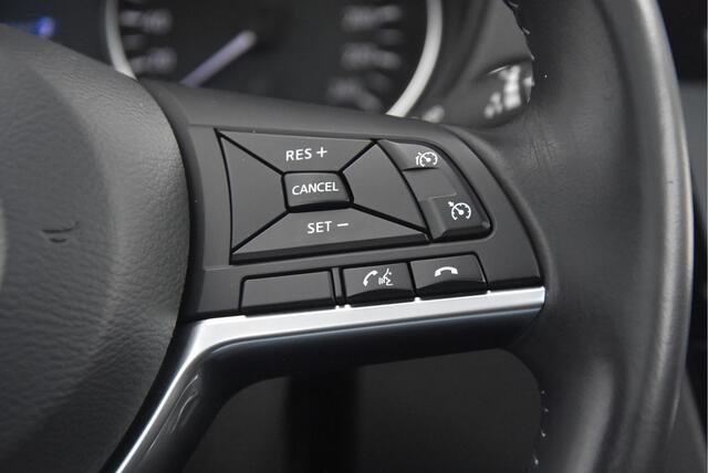 Nissan QASHQAI 1.2 N-Connecta | Trekhaak | Pano |