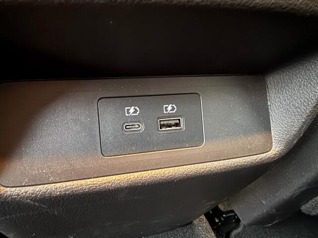 Nissan QASHQAI 1.3 MHEV X N-CONNECT AUTOMAAT 34.282 KM! TREKHAAK/AIRCO/CRUISE/ENZ.