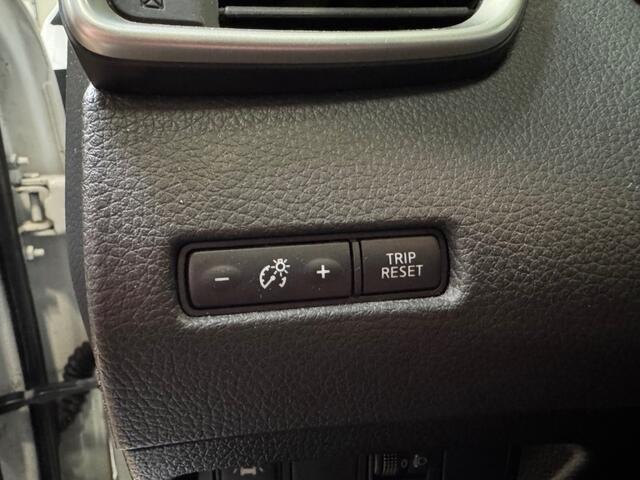 Nissan QASHQAI 1.2 N-Connecta / AUTOMAAT / PANO / CRUISE / CLIMA / 360Â° CAMERA /