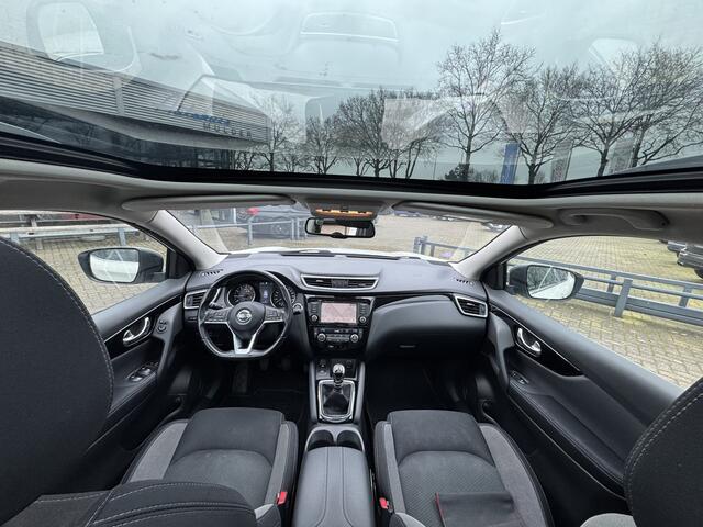 Nissan QASHQAI 1.3 DIG-T Business Edition Panoramadak/Climate-control/Cruise/Trekhaak/Stoelverwarming/360 camera