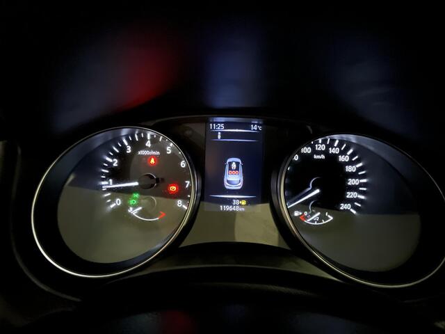 Nissan QASHQAI 1.2 N-Connecta | Navigatie | Achteruitrijcamera | Panoramadak |